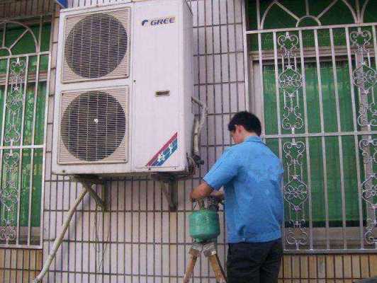 格力空调维修空调漏水费用（格力空调室内机漏水属于保修范围吗）