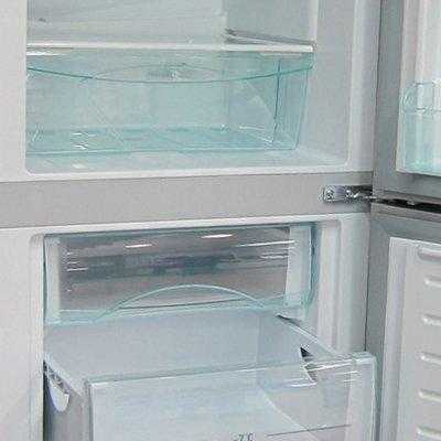 海尔冰箱漏水孔结构图（海尔冰箱漏水孔结构图片大全）